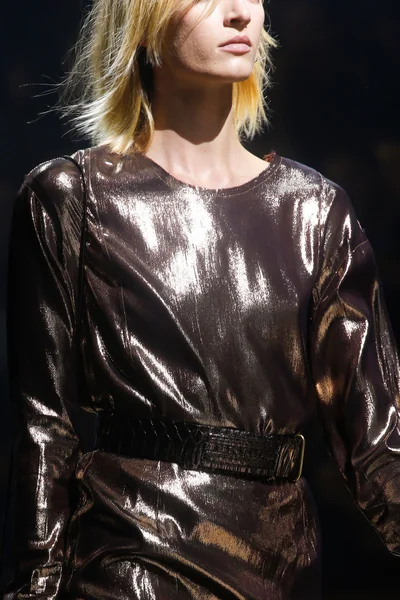 Look 40